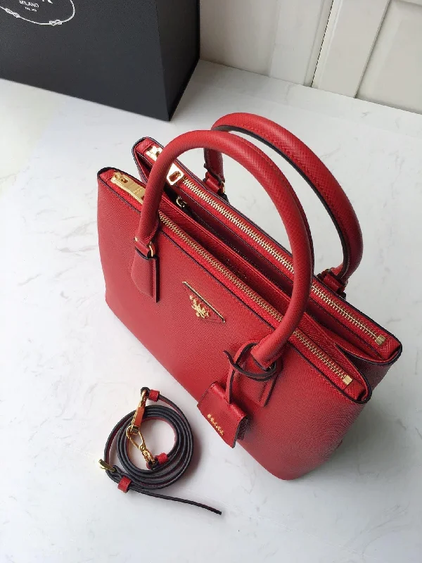 Prada Galleria Saffiano leather Medium  bag