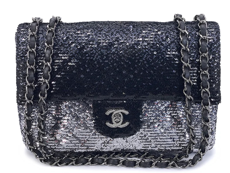 Chanel 2015 Black Silver Quilted Sequin Medium Classic Flap Bag 04R