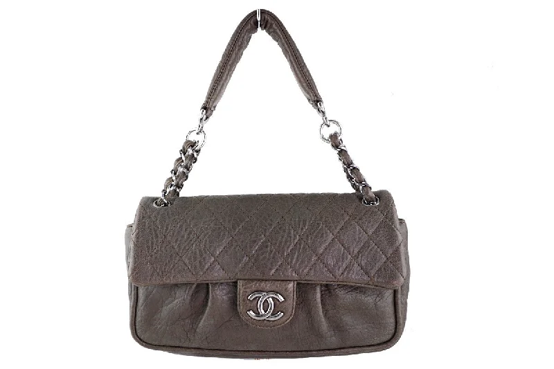 Chanel Taupe Brown Thick Pebbled Jumbo Classic Flap Bag