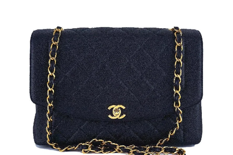 Rare 11" Chanel Black Vintage Quilted Classic Diana Shoulder Flap Bag 62047