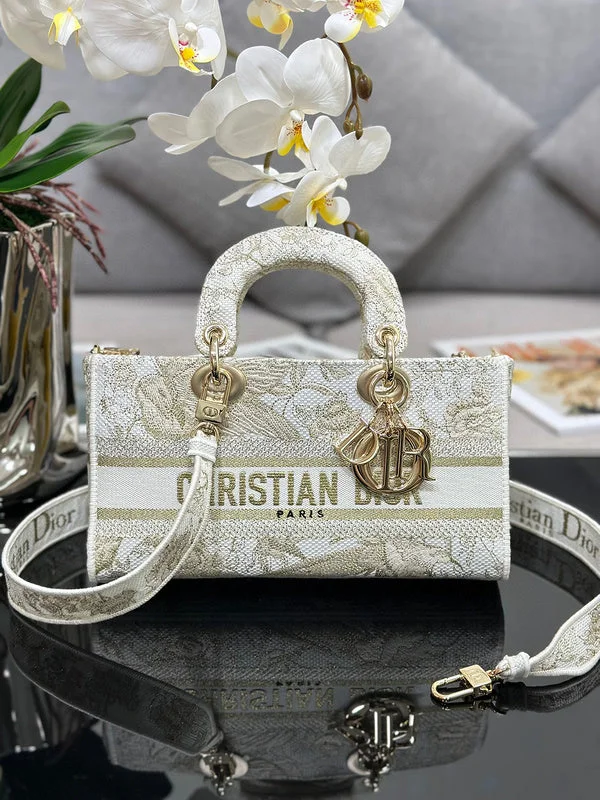 Christian Dior  Bags - 380