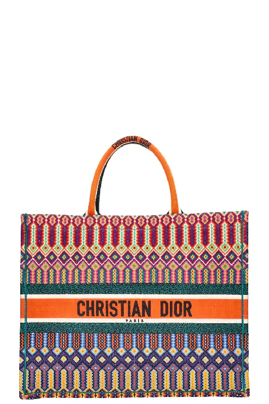 CHRISTIAN DIOR Book Tote Large